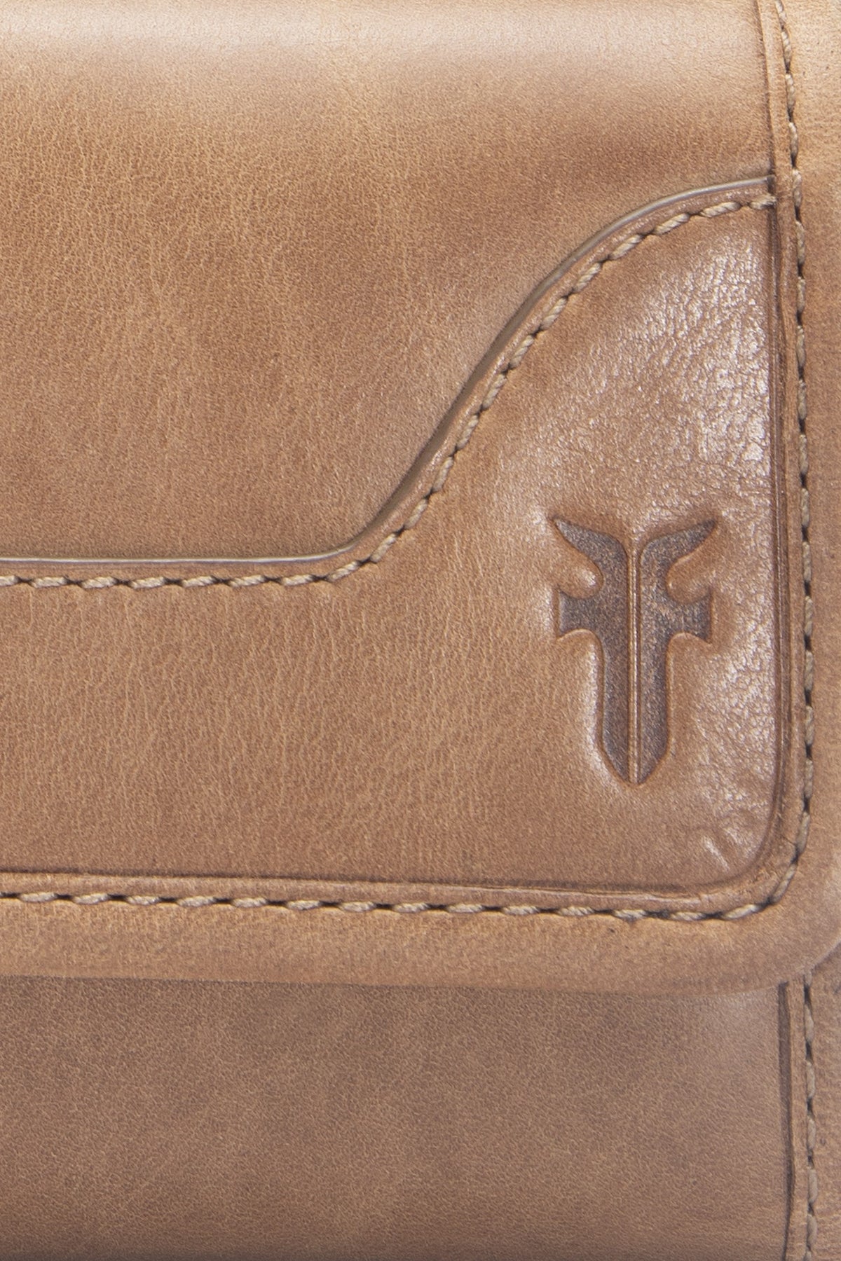 FRYE Melissa Beige Wallet
