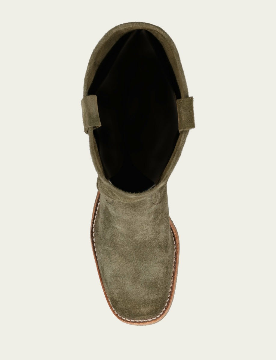 FRYE Women’s Olive Campus 12R Suede Boots