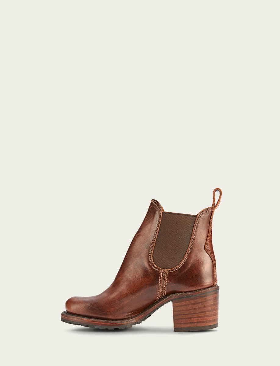 FRYE Women's Cognac Sabrina Chelsea Boots