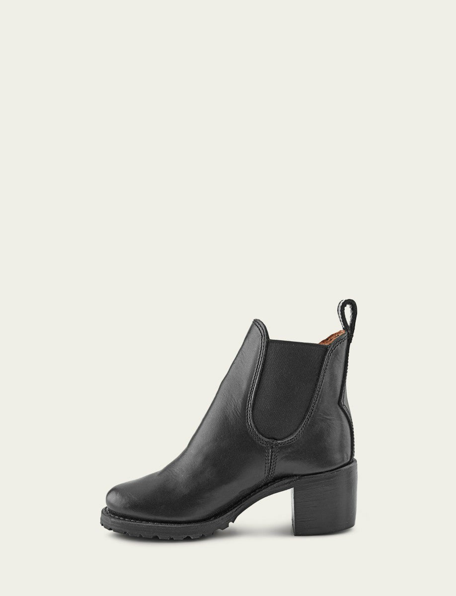 FRYE Women's Black Sabrina Chelsea Boots