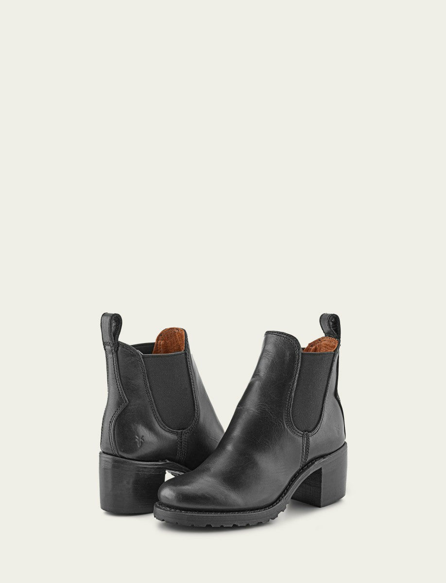 FRYE Women's Black Sabrina Chelsea Boots