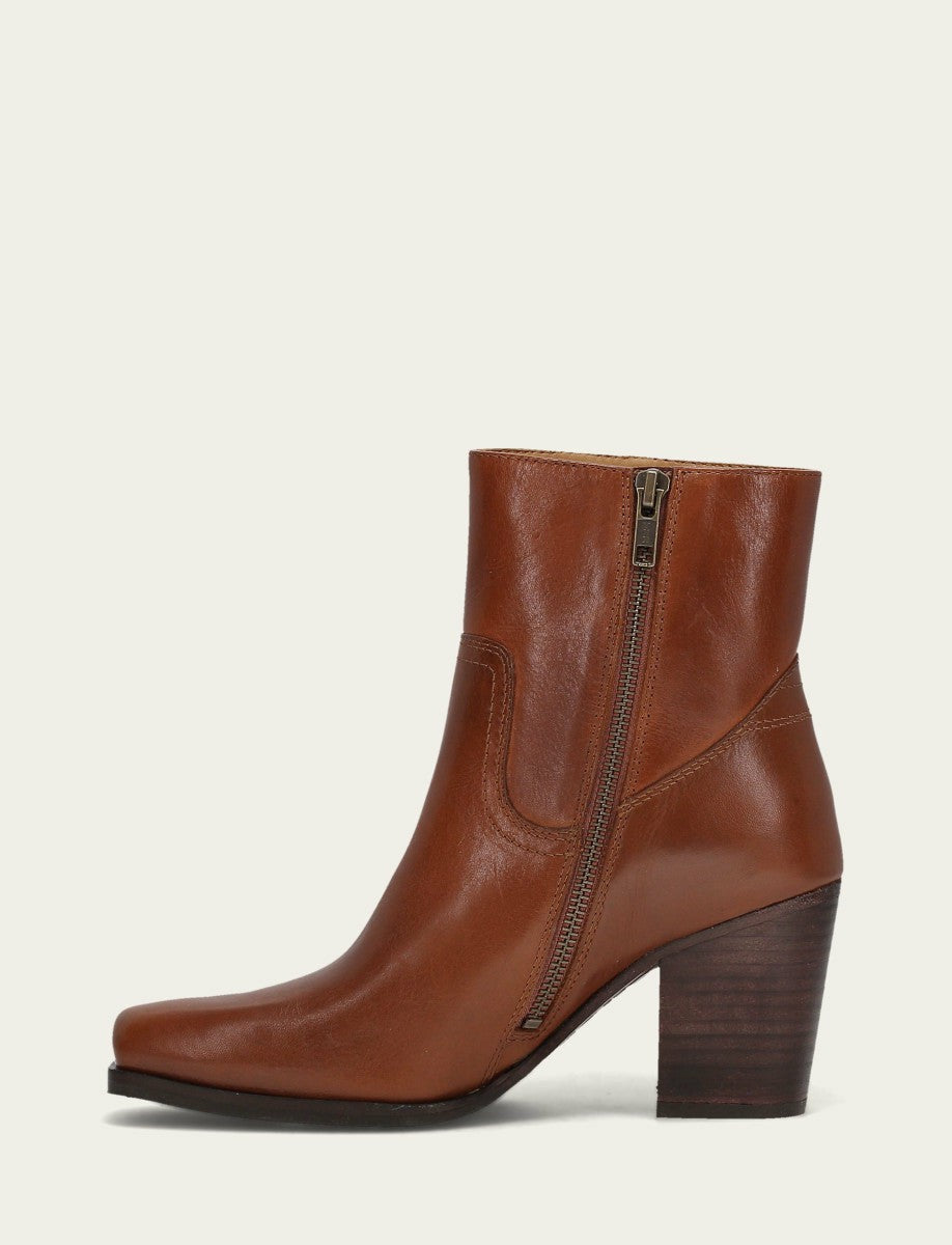 FRYE Women's Cinnamon Shiloh Zip Booties