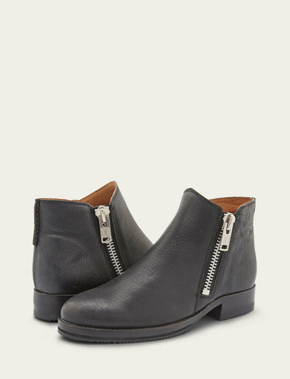 FRYE Women's Black Madison Moto Shooties