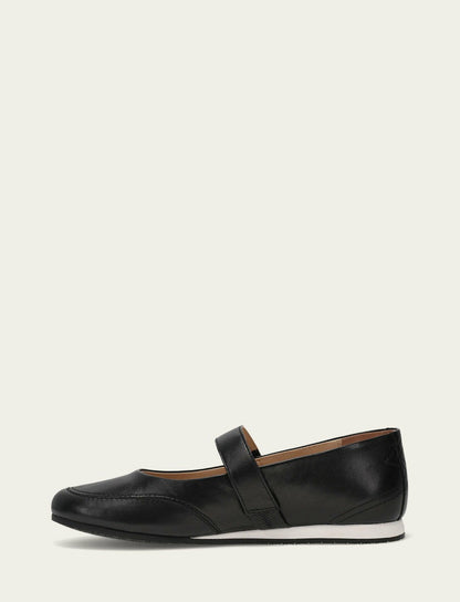 FRYE Women’s Black Sofie Mary Jane Scrunch Leather Flats