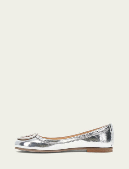 FRYE Women's Silver Carson Logo Ballet Flats