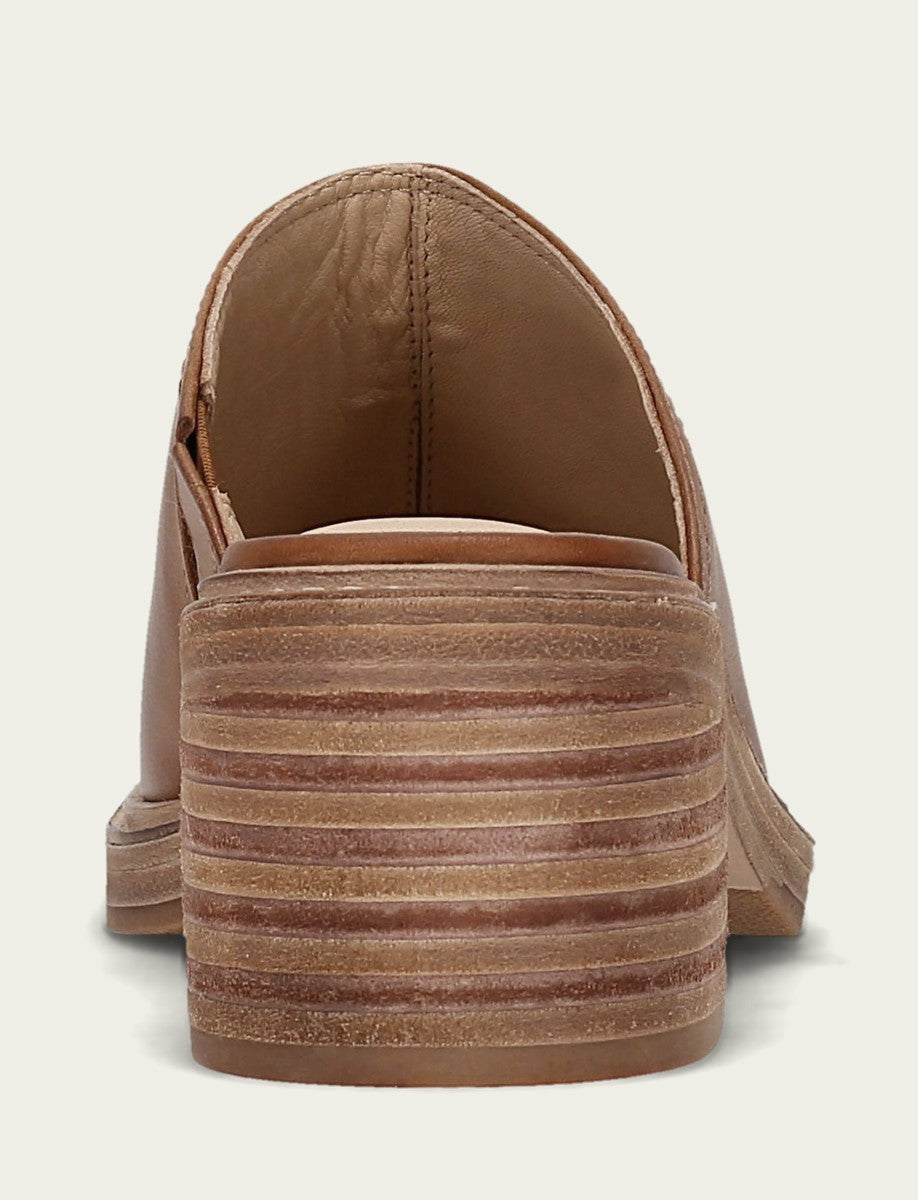 FRYE Women's Saddle Leather Kate Mules