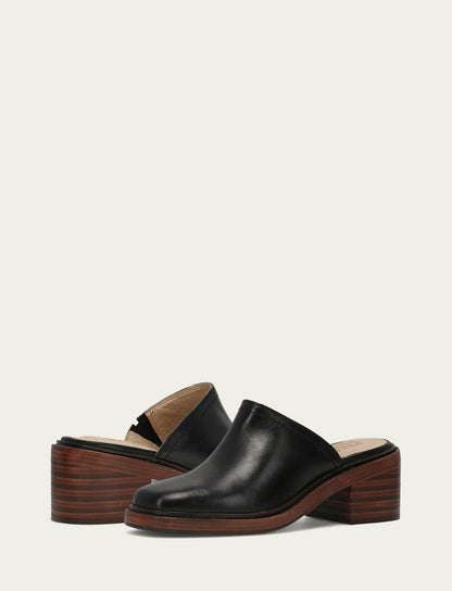 FRYE Women's Black Vintage Leather Kate Mules