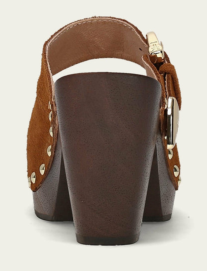 FRYE Women's Caramel Cindy Buckle Clog