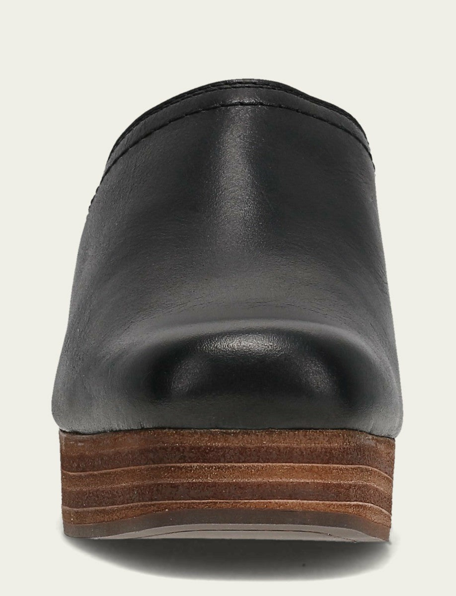 FRYE Women's Black Leather Campus Clogs