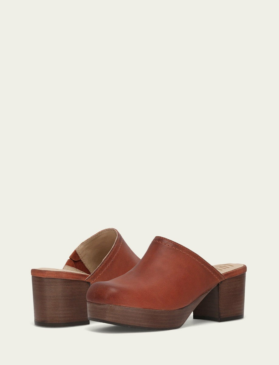 FRYE Women's Rust Campus Clog
