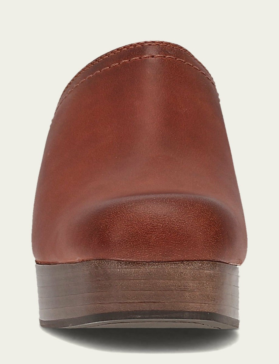 FRYE Women's Rust Campus Clog
