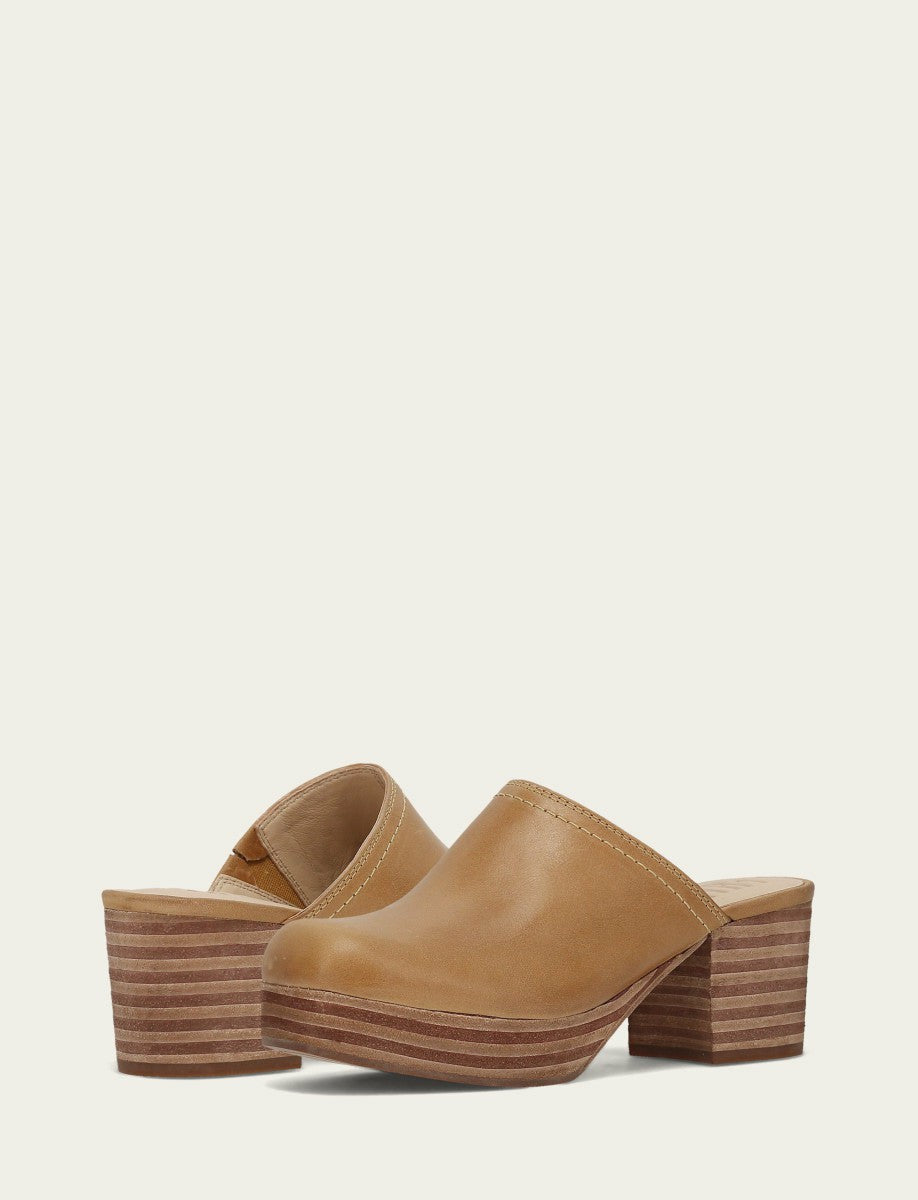 FRYE Women's Banana Leather Campus Clogs