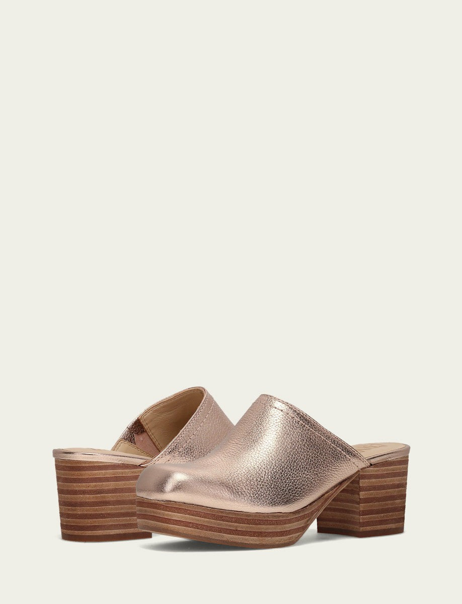 FRYE Women’s Rose Gold Metallic Leather Campus Clogs