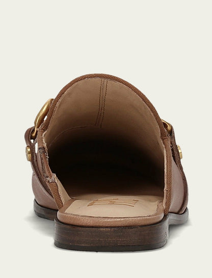 FRYE Women’s Dune Faith Chain Leather Mules