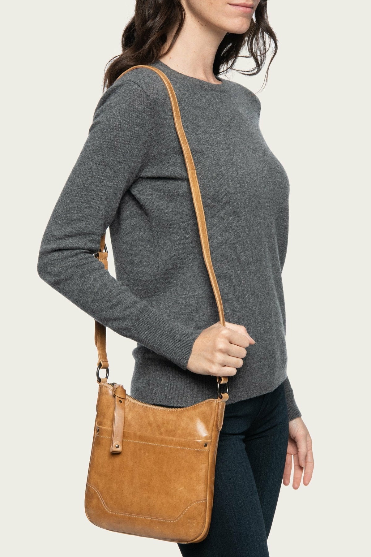 FRYE Melissa Beige Swing Pack