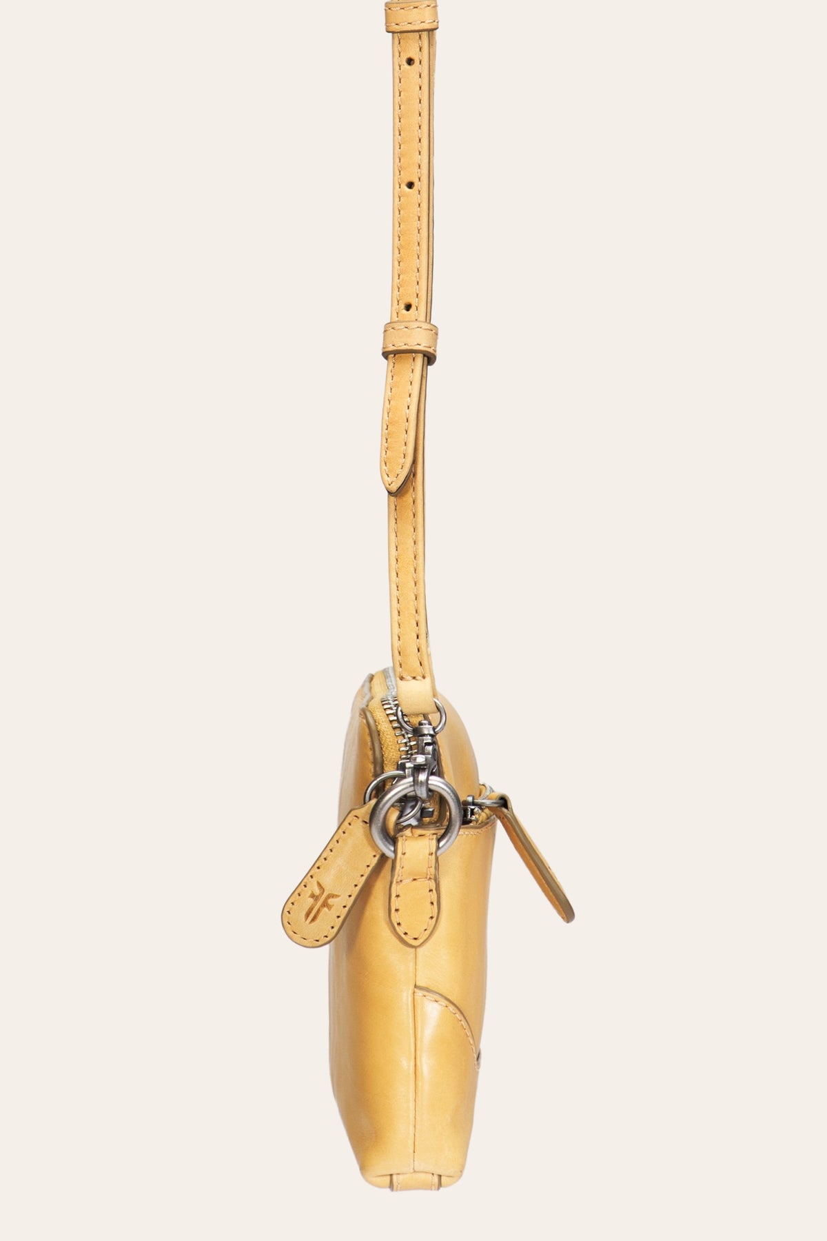 FRYE Women's Banana Melissa Crossbody Wristlet