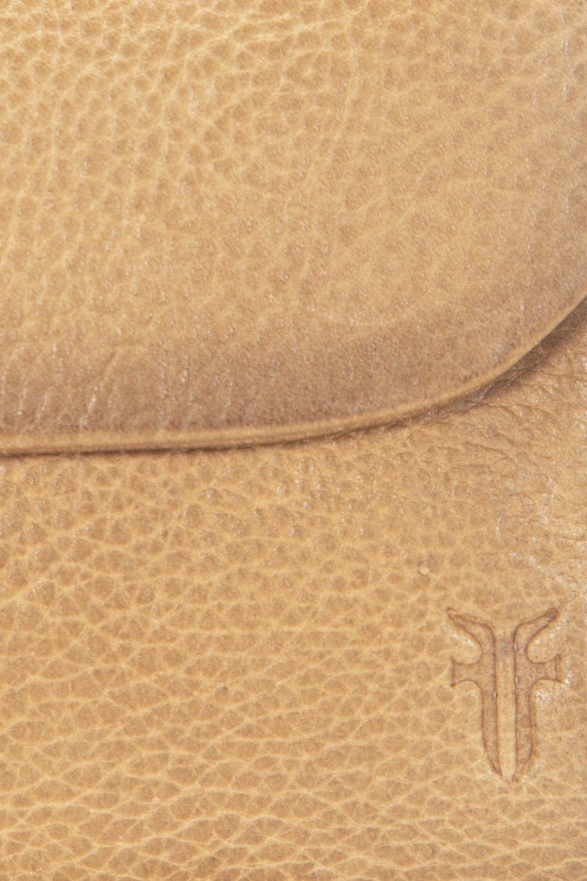 FRYE Nora Beige Small Wallet
