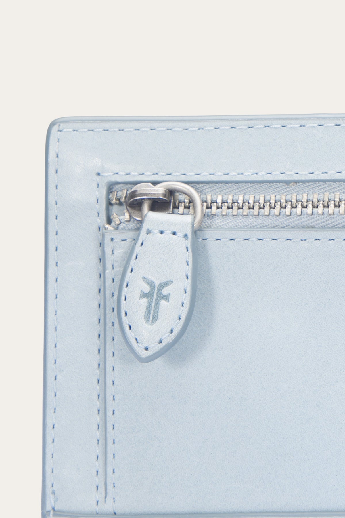 FRYE Women's Light Sky Melissa Slim Leather Wallet