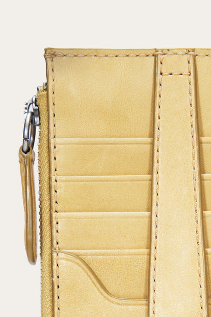 FRYE Women's Banana Melissa Snap Card Wallet