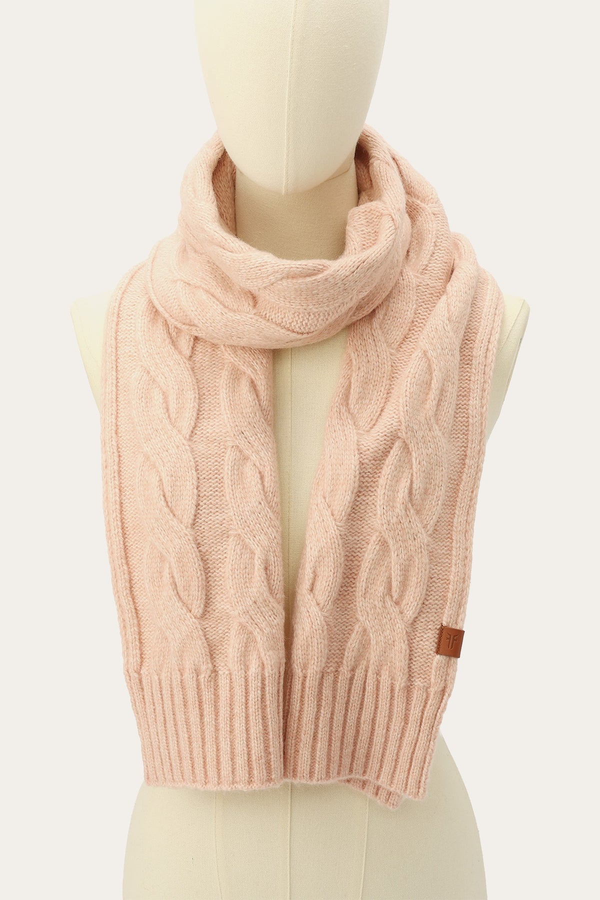 FRYE Rose Cloud Wide Cable Scarf
