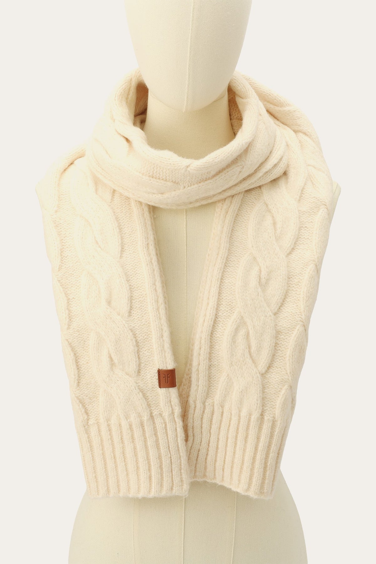 FRYE Birch Wide Cable Scarf