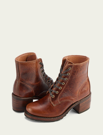 FRYE Women's Cognac Sabrina 6G Lace Up Booties