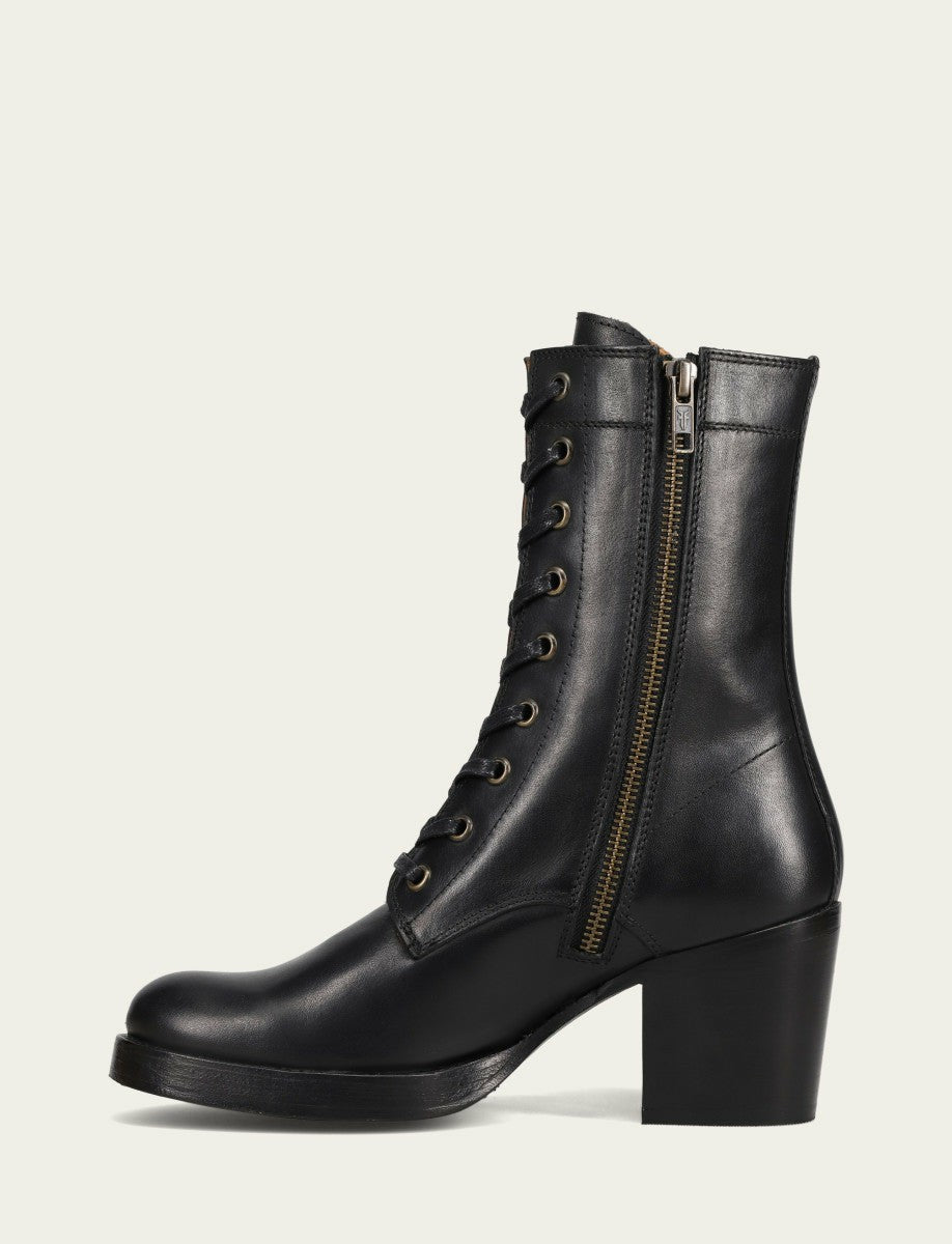 FRYE Women's Black Jean Lace Up Boot