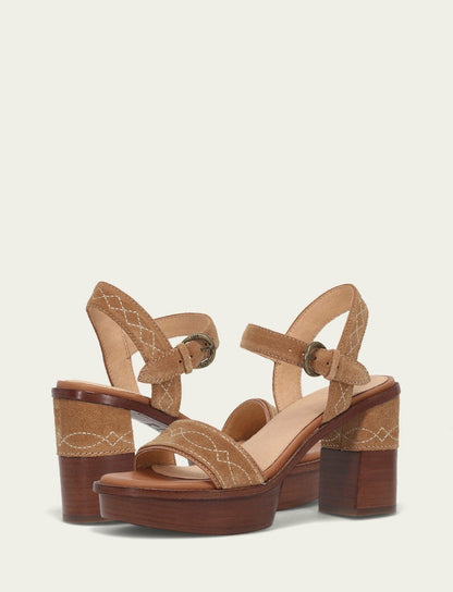 FRYE Women’s Almond Pipa Woodstock Sandals