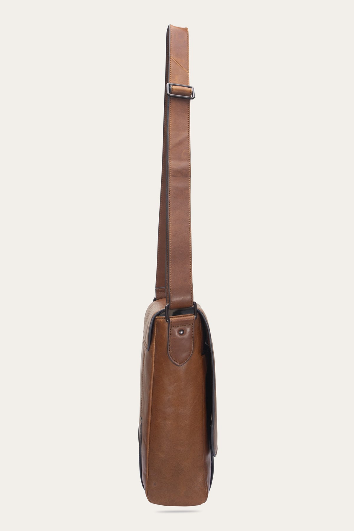 FRYE Men's Cognac Logan Messenger Bag