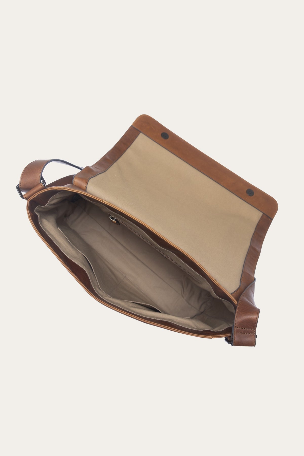 FRYE Men's Cognac Logan Messenger Bag