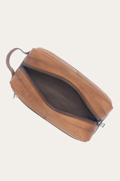 FRYE Nash Cognac Dopp Kit